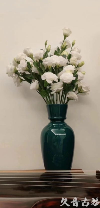 玉林市早安  人生如花，我们都是自己航船的船长。